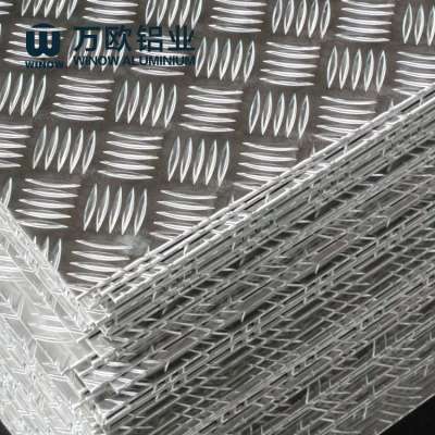 5005 5052 5 Bars Aluminium Checkered Sheet for Stairs from China